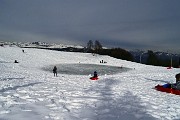 83 Si slitta al laghetto della Forcella Alta